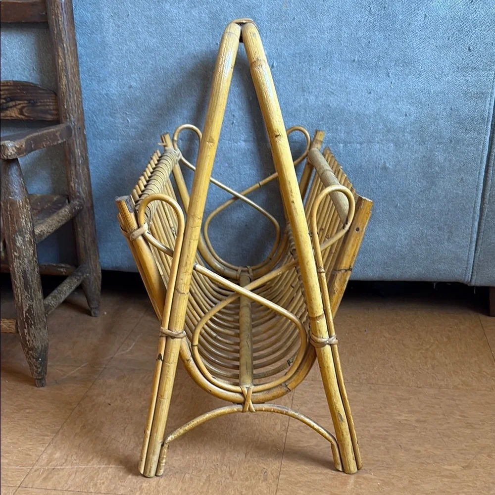 Natural Bamboo Magazine Rack - Picture 2 of 3